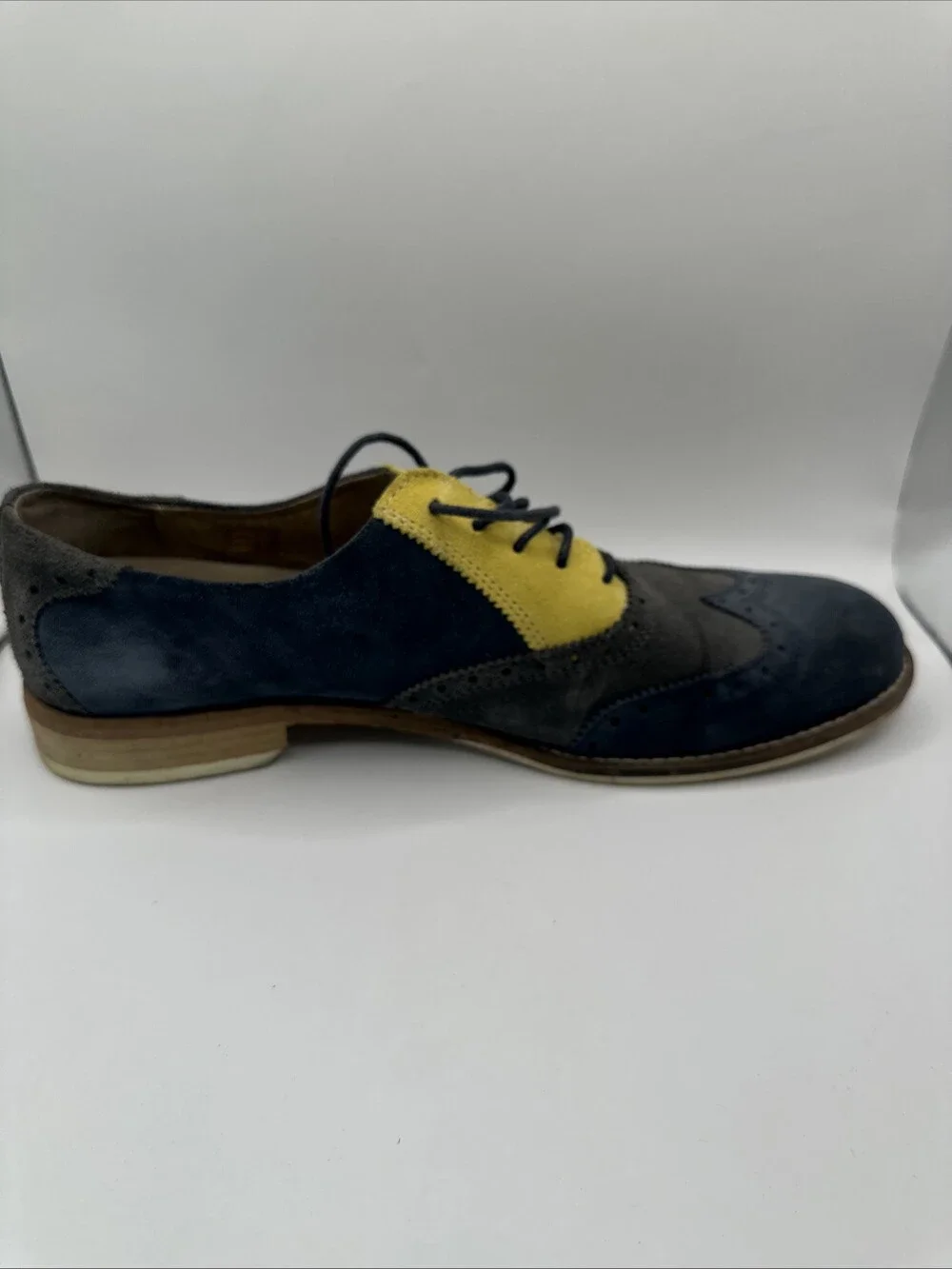 John Fluevog BCAT Wingtip Oxford Suede Dress Shoes Grey/Brown/Yellow Men Size 12